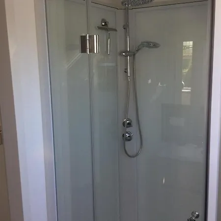 De Bloemenhof Bed & Breakfast 3*