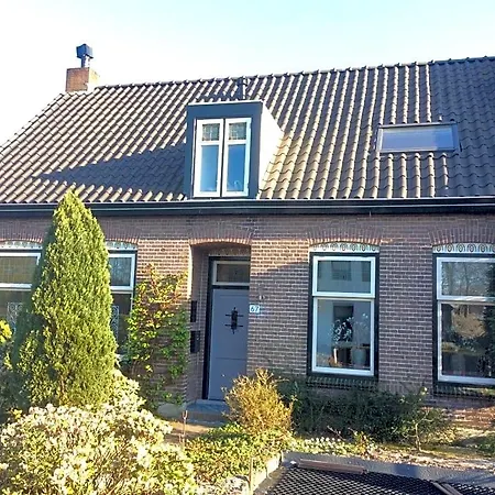 Bed & Breakfast De Bloemenhof 4*