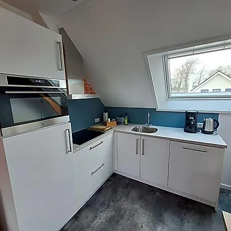 De Bloemenhof Bed & Breakfast 4*