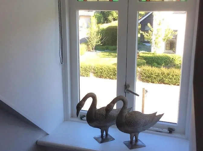 De Bloemenhof 3* آودورب