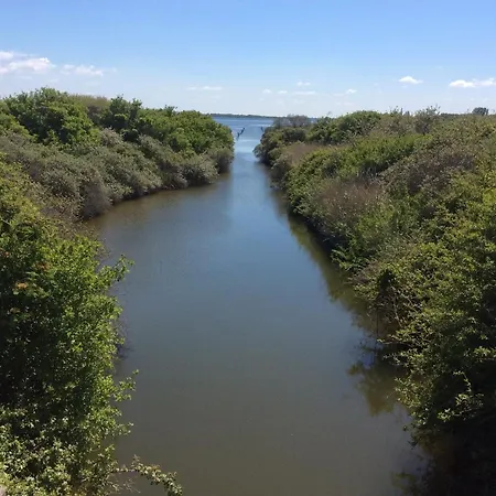 De Bloemenhof Oda ve Kahvaltı Ouddorp