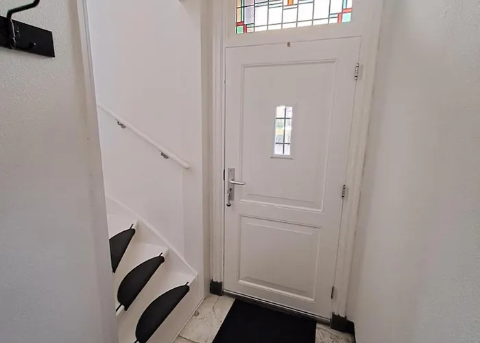 De Bloemenhof Bed & Breakfast 3*